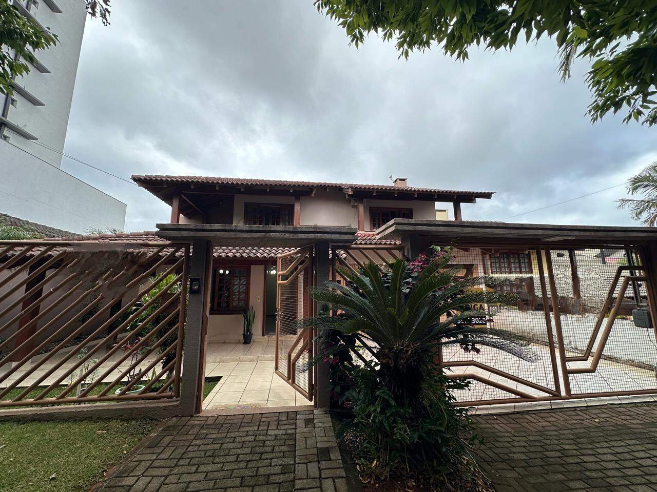 Casa para alugar com 4 quartos, 253m² no Presidente Médici em Chapecó – Foto 1