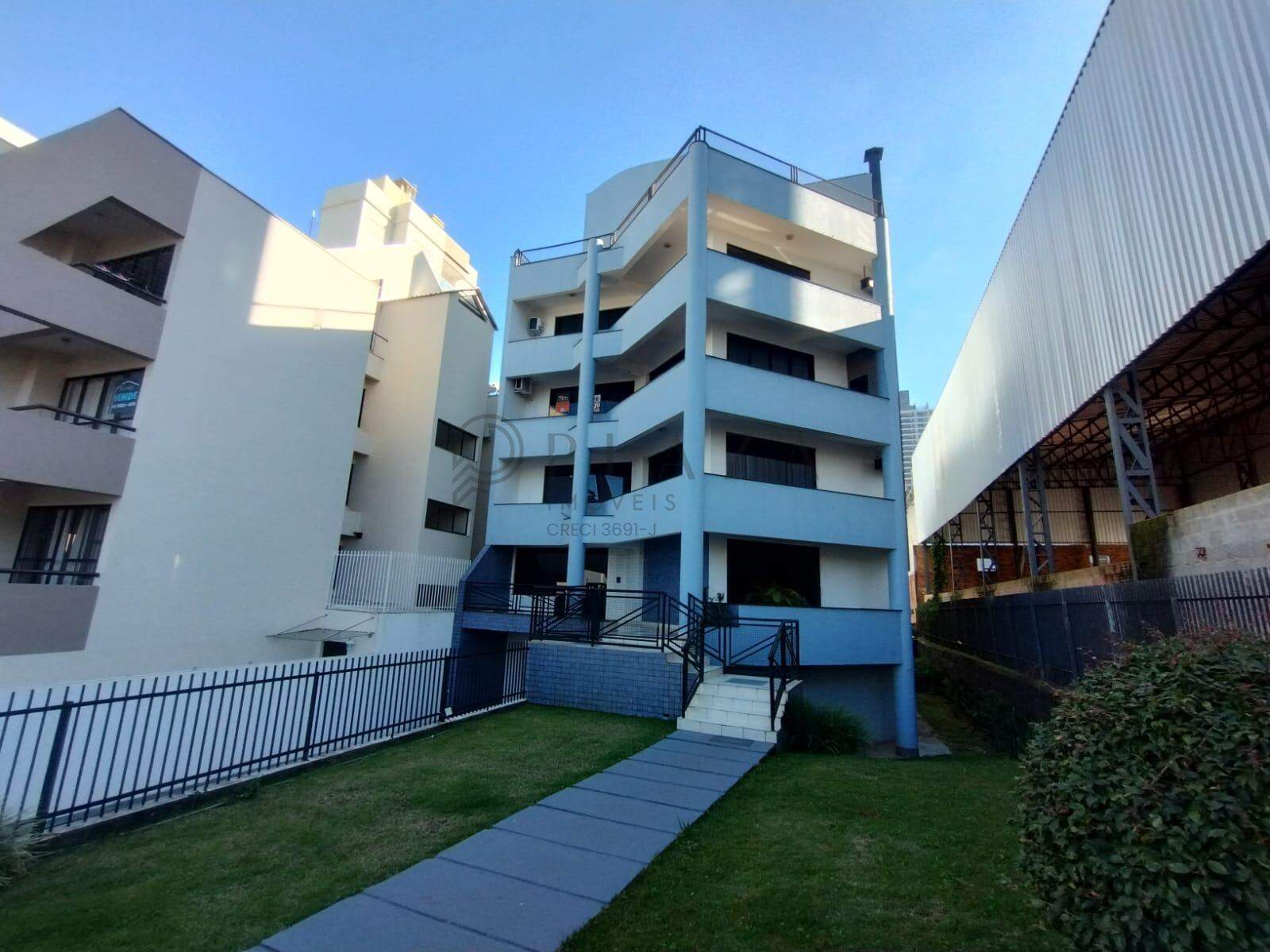 Apartamento para alugar com 3 quartos, 240m² no Presidente Médici em Chapecó – Foto 1