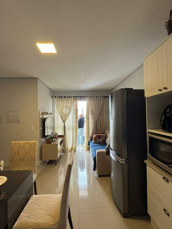 Apartamento à venda com 2 quartos, 54m² no Jardim Itália em Chapecó - Foto 2