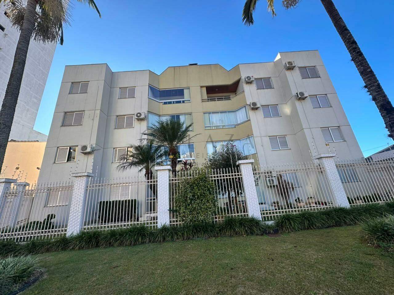Apartamento para alugar com 2 quartos, 106m² no Santa Maria em Chapecó – Foto 1