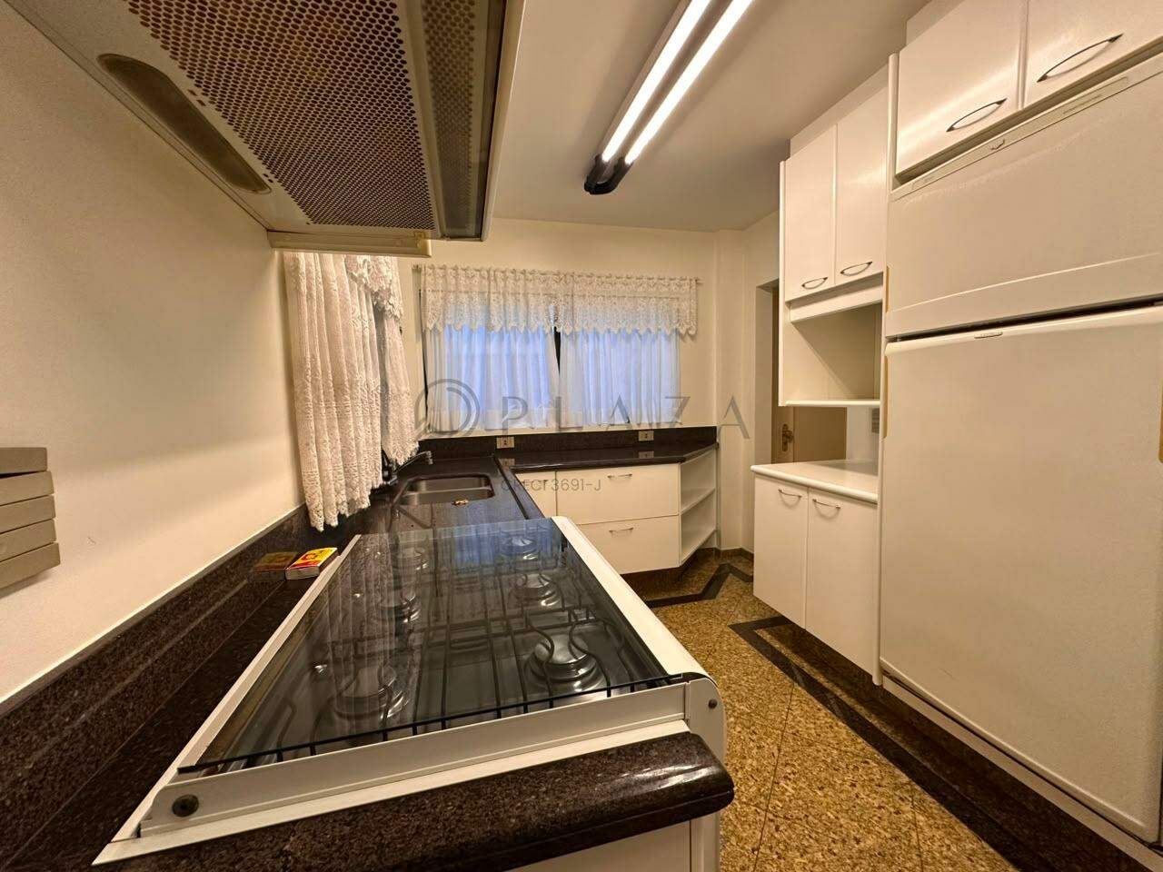 Apartamento para alugar com 4 quartos, 432m² no Centro em Chapecó – Foto 6