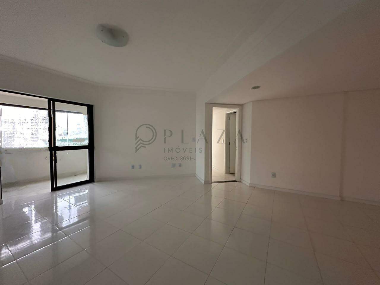 Apartamento para alugar com 3 quartos, 153m² no Centro em Chapecó – Foto 1
