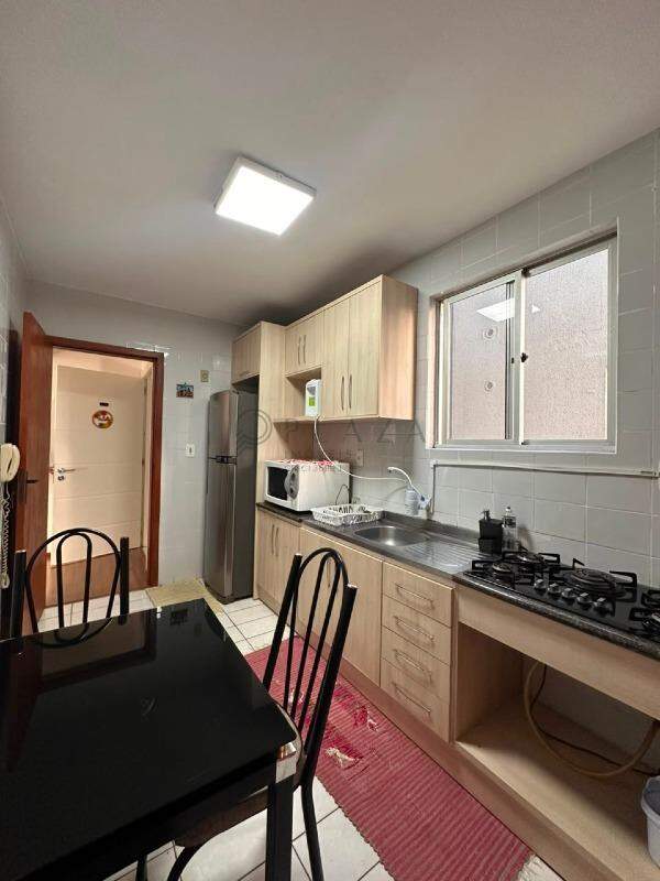 Apartamento para alugar com 3 quartos, 90m² no Santa Maria em Chapecó – Foto 2