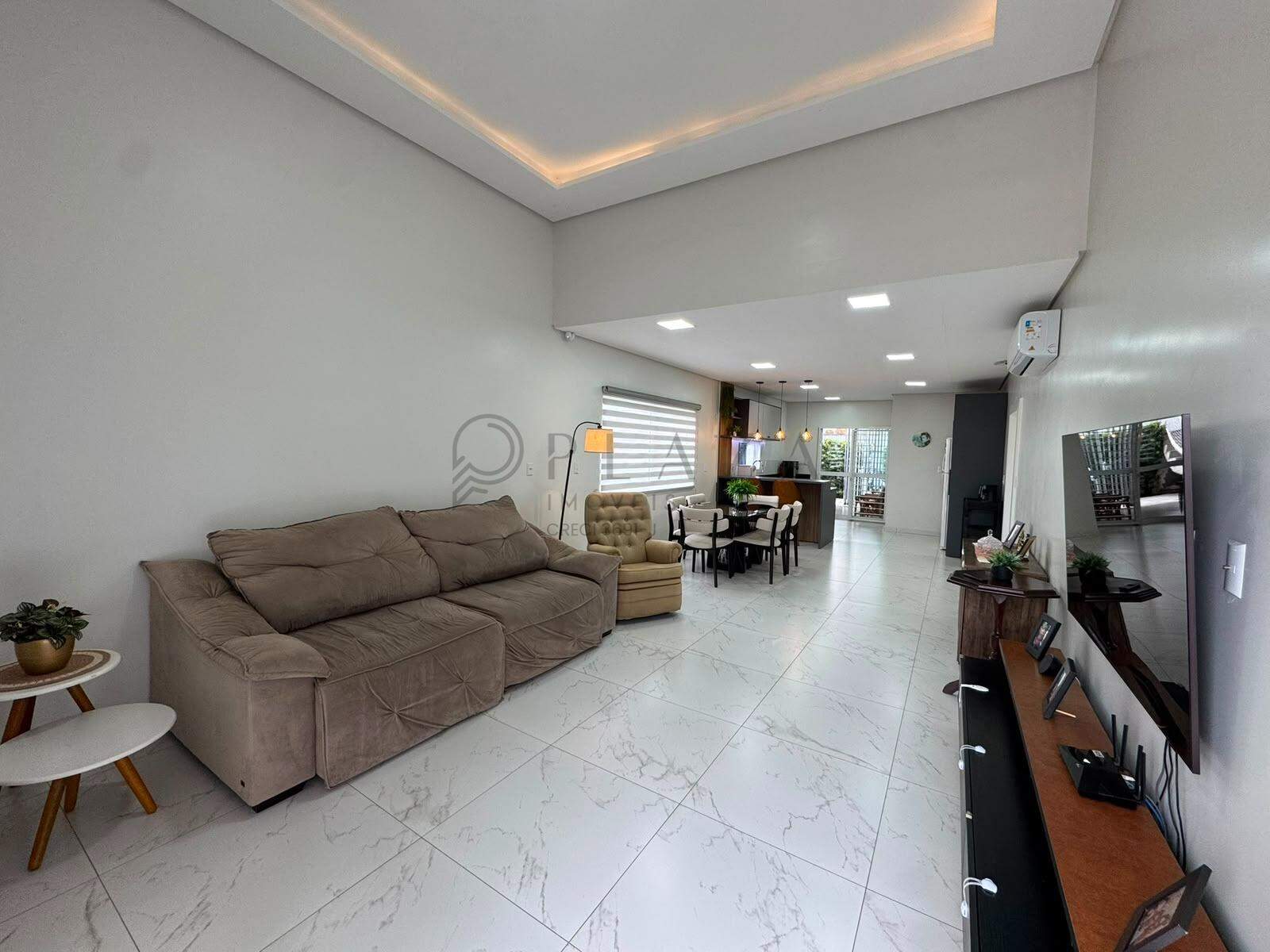 Casa à venda com 3 quartos, 180m² no Vila Real em Chapecó - Foto 2
