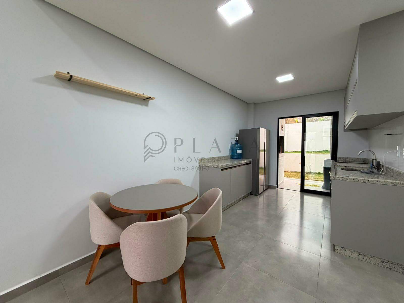 Casa para alugar com 2 quartos, 66m² no Desbravador em Chapecó – Foto 2