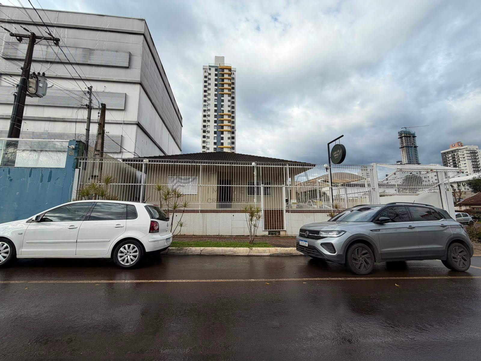 Casa Comercial para alugar com 225m² no Maria Goretti em Chapecó – Foto 1