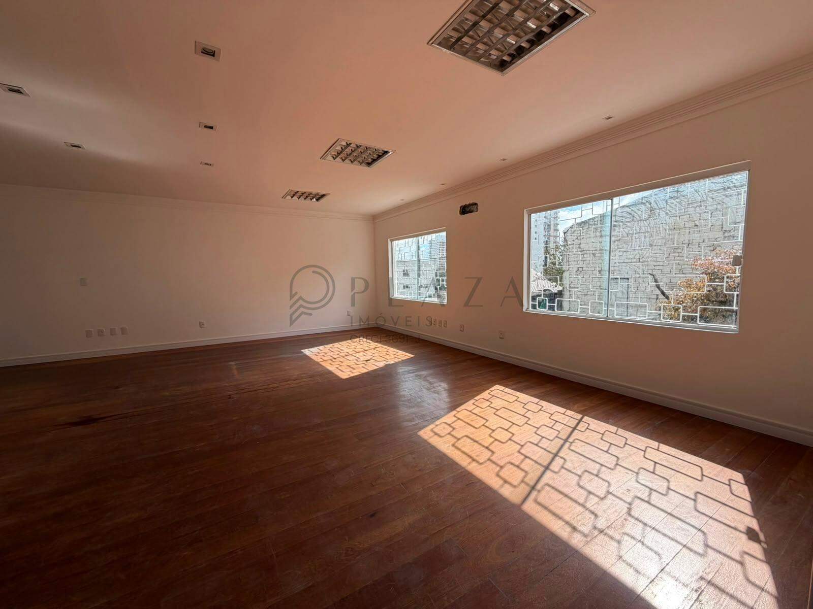 Casa Comercial para alugar com 170m² no Centro em Chapecó – Foto 2