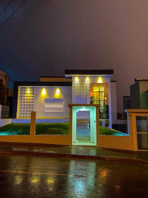 Casa à venda com 3 quartos, 185m² no Bom Retiro em Chapecó – Foto 1