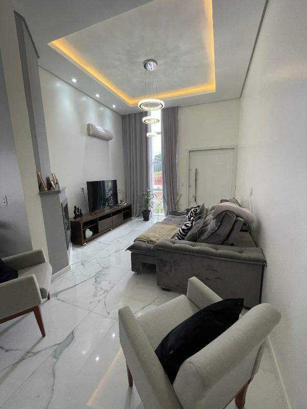 Casa à venda com 3 quartos, 185m² no Bom Retiro em Chapecó – Foto 5
