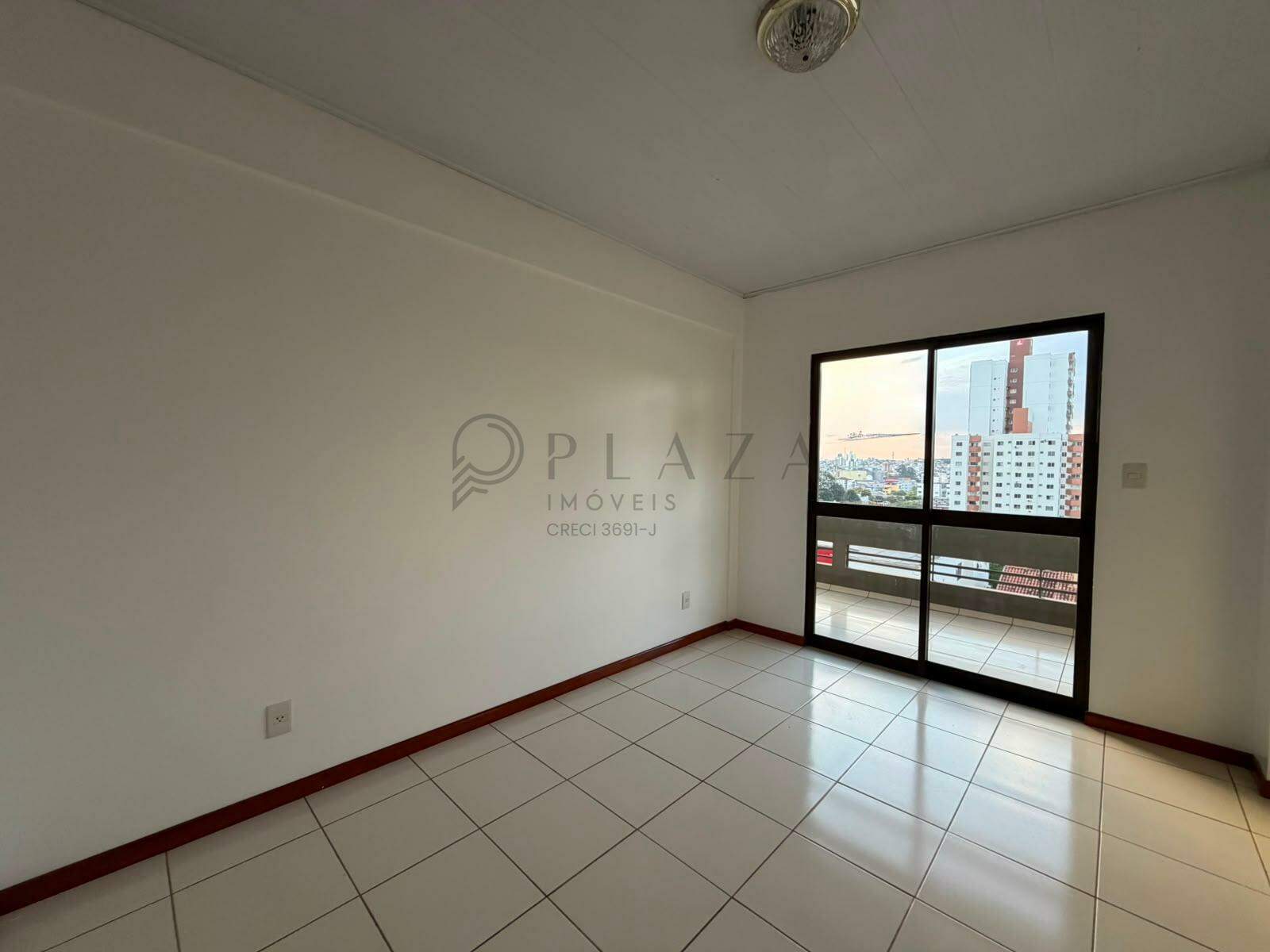 Apartamento para alugar com 3 quartos, 160m² no Centro em Chapecó – Foto 2