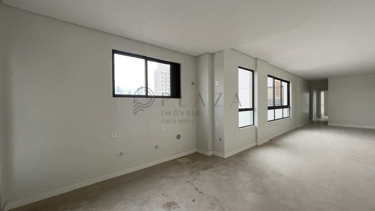 Apartamento à venda com 3 quartos, 140m² no Centro em Chapecó - Foto 3