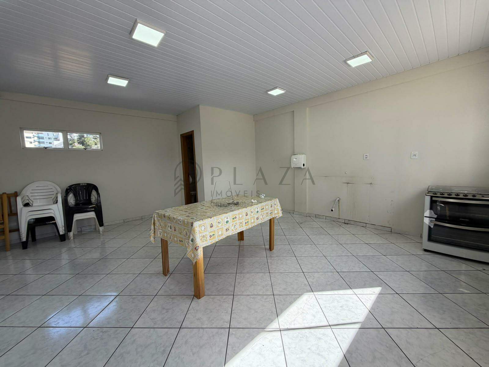 Sala Comercial para alugar com 900m² no Passo dos Fortes em Chapecó – Foto 2