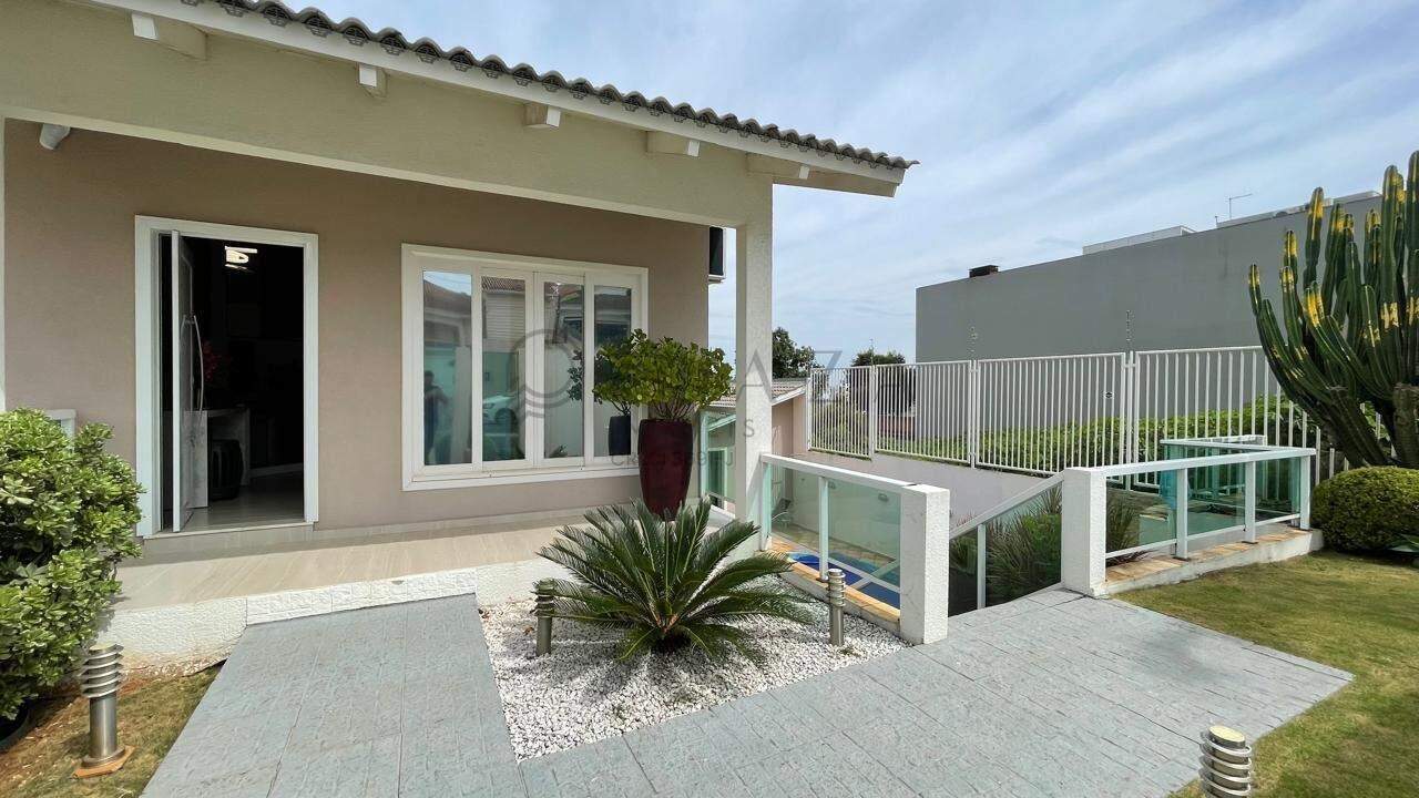 Casa para alugar com 3 quartos, 360m² no Maria Goretti em Chapecó – Foto 1