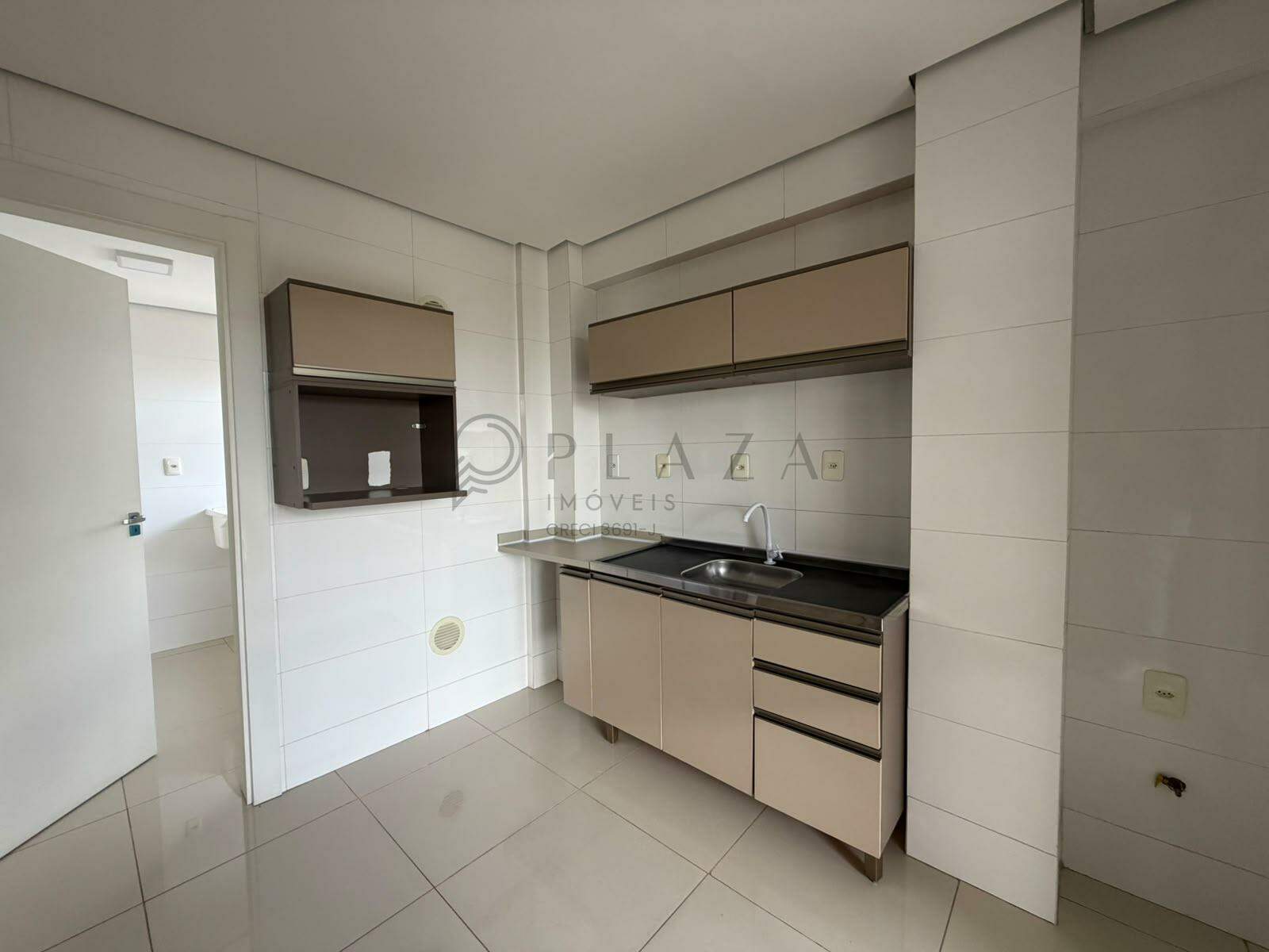 Apartamento para alugar com 3 quartos, 128m² no Jardim Itália em Chapecó – Foto 2