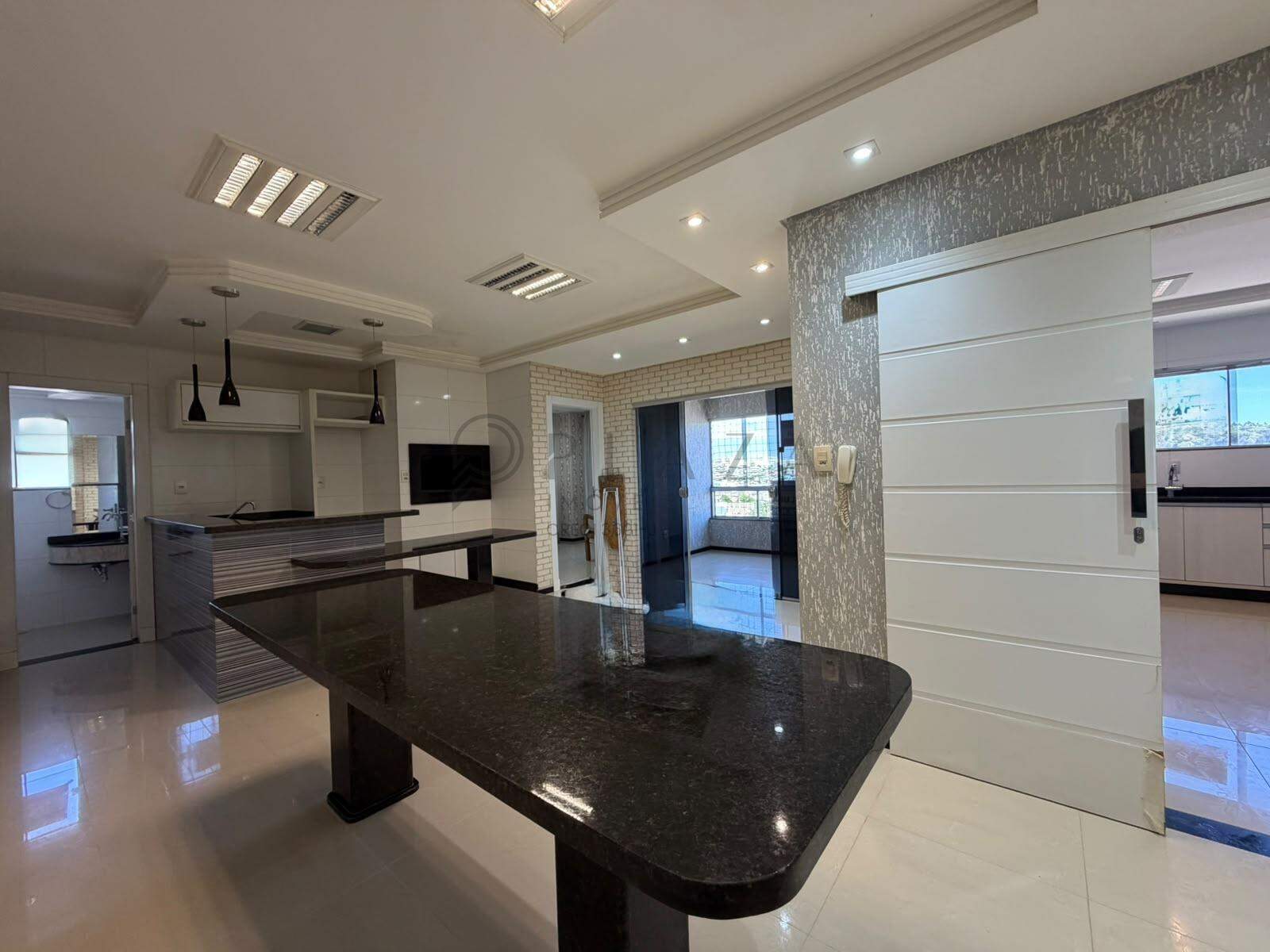 Apartamento para alugar com 5 quartos, 290m² no Efapi em Chapecó – Foto 3