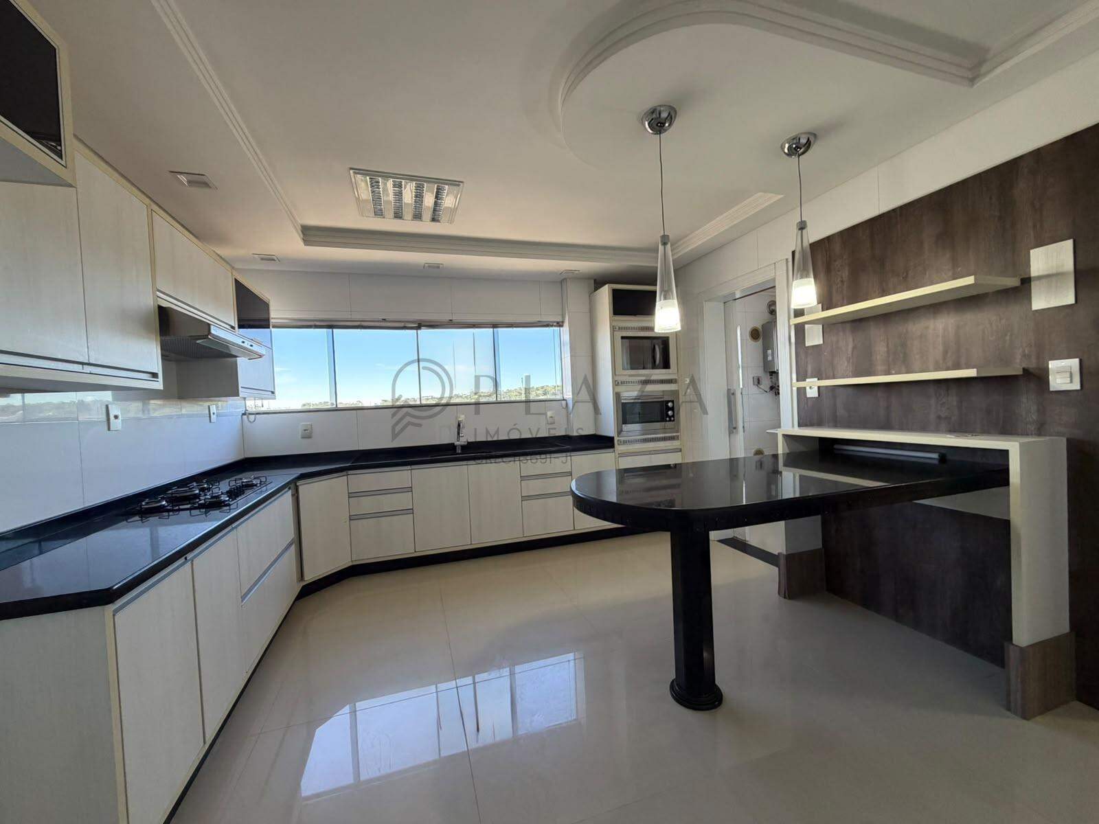 Apartamento para alugar com 5 quartos, 290m² no Efapi em Chapecó – Foto 2