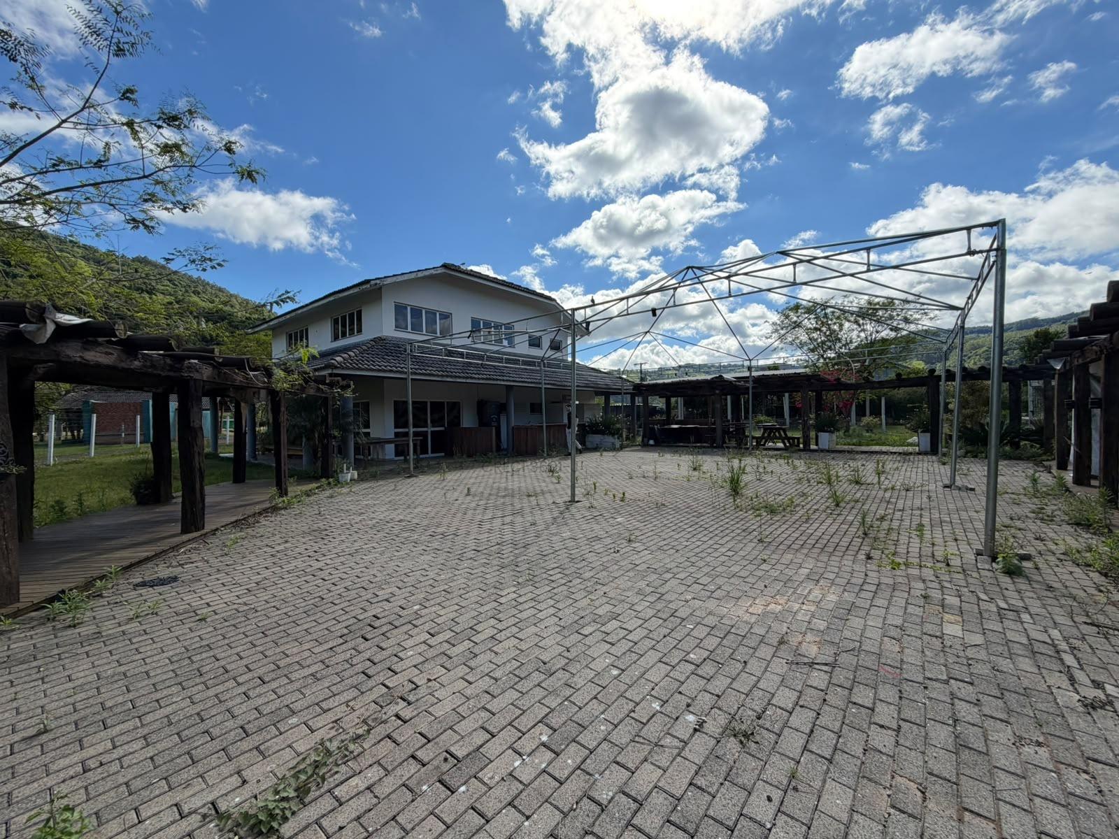 Casa para alugar com 2 quartos, 200m² no Goio-Ên em Chapecó – Foto 2