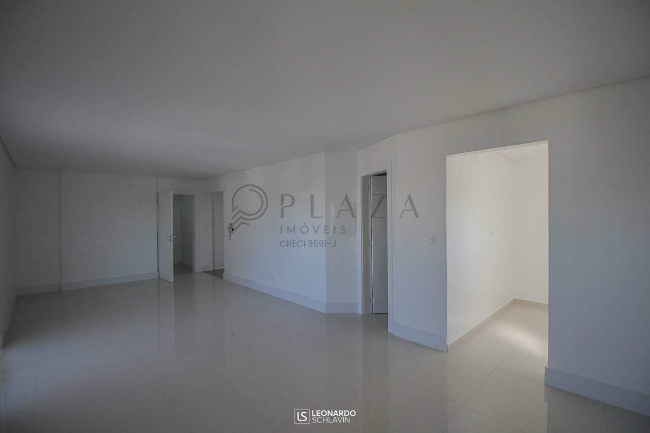 Apartamento à venda com 3 quartos, 235m² no Maria Goretti em Chapecó - Foto 2