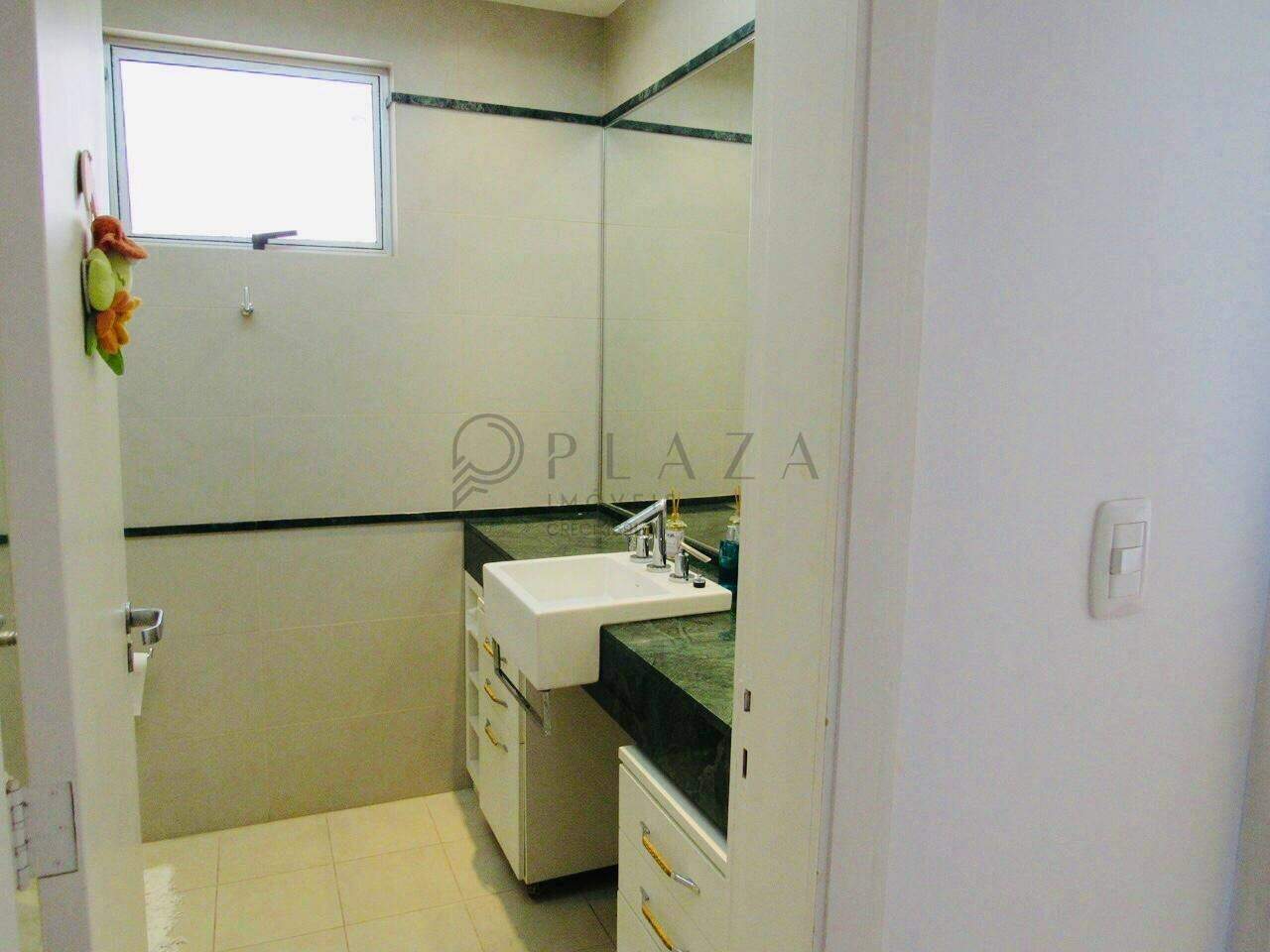 Apartamento à venda com 3 quartos, 177m² no Centro em Chapecó - Foto 6
