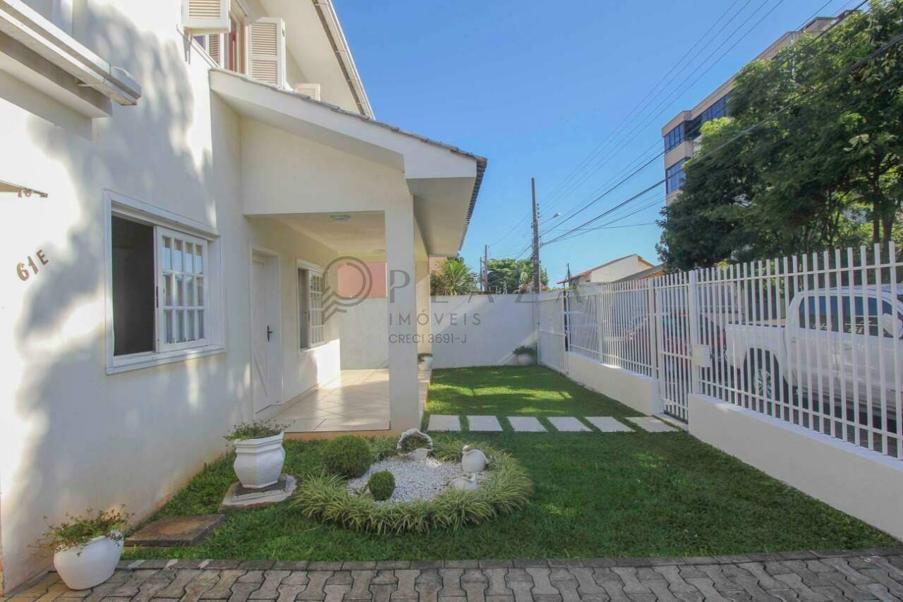 Casa à venda com 4 quartos, 175m² no Maria Goretti em Chapecó - Foto 1
