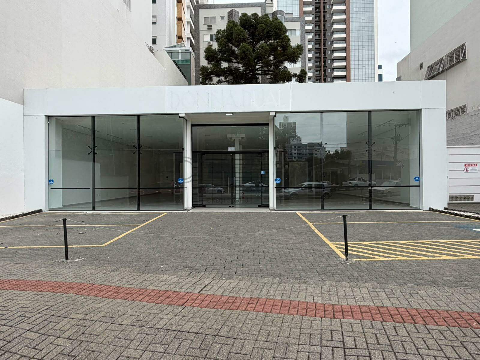 Sala Comercial para alugar com 297m² no Centro em Chapecó – Foto 1
