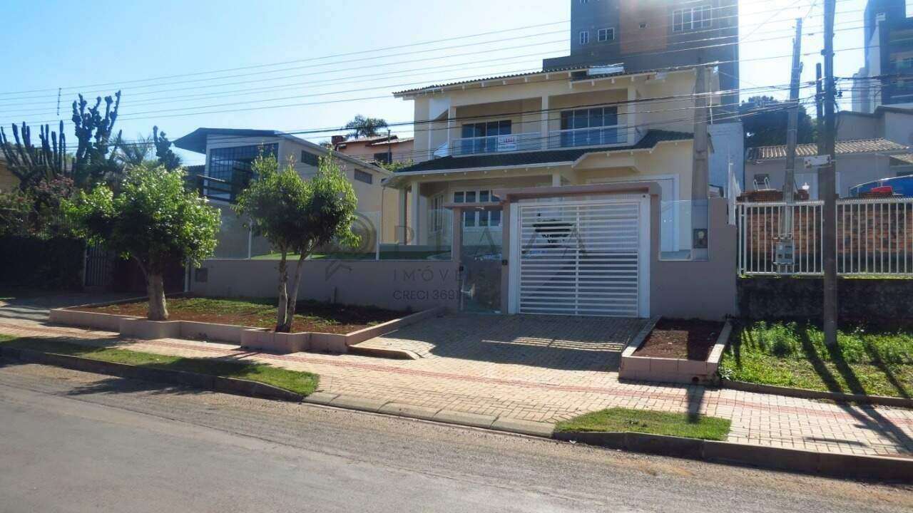 Casa para alugar com 3 quartos, 244m² no Santa Maria em Chapecó – Foto 1