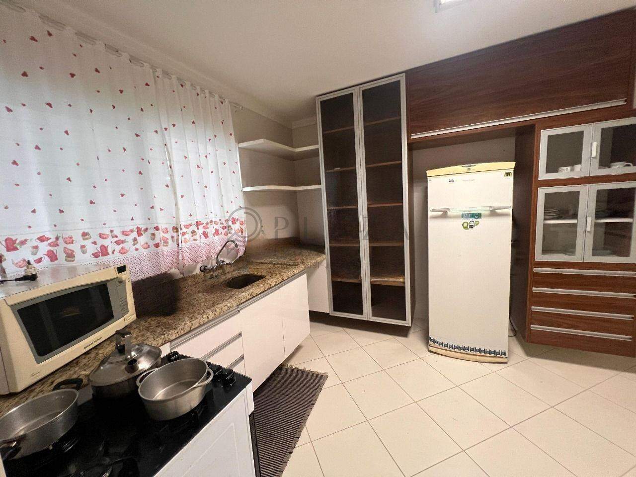 Apartamento para alugar com 2 quartos, 160m² no Maria Goretti em Chapecó – Foto 7