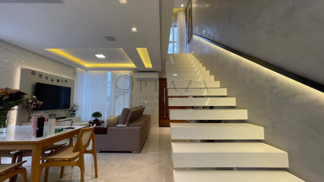 Sobrado à venda com 4 quartos, 198m² no Bom Retiro em Chapecó – Foto 8
