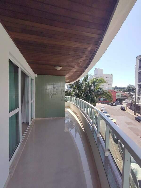 Apartamento para alugar com 3 quartos, 160m² no Centro em Chapecó – Foto 2