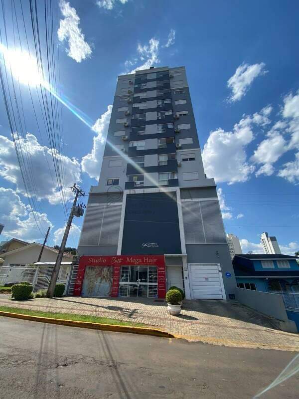 Apartamento para alugar com 2 quartos, 70m² no Santa Maria em Chapecó – Foto 1