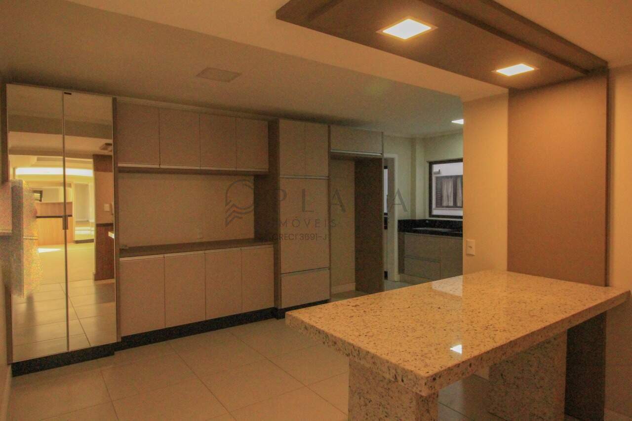 Apartamento para alugar com 3 quartos, 217m² no Centro em Chapecó – Foto 2