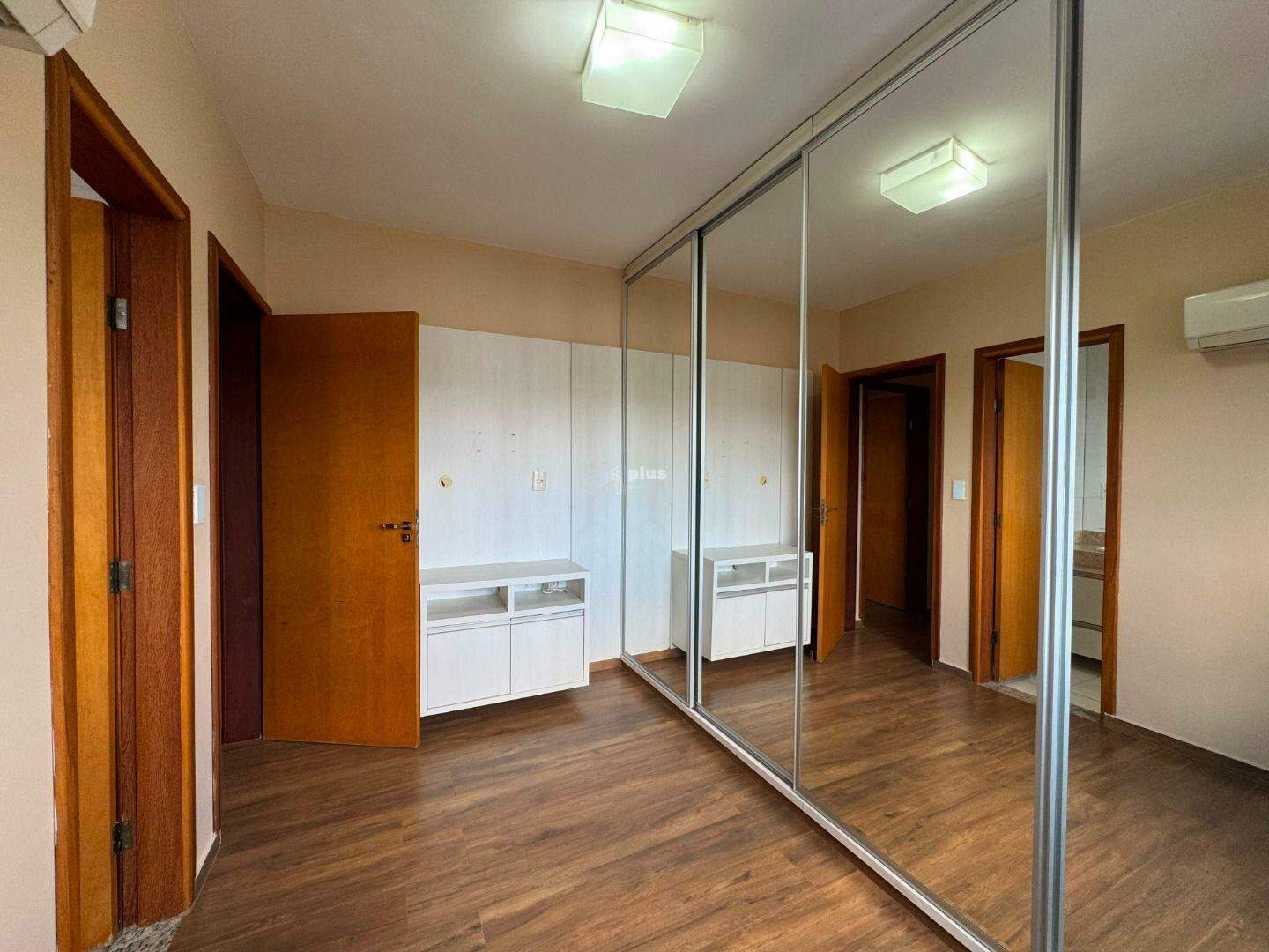 Apartamento para aluguel no Plano Diretor Sul: 