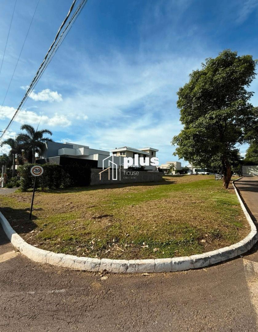 Terreno à venda no Residencial Mirante do Lago: 