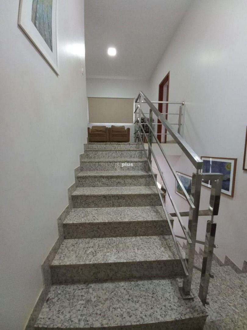 Sobrado à venda no Plano Diretor Sul: 