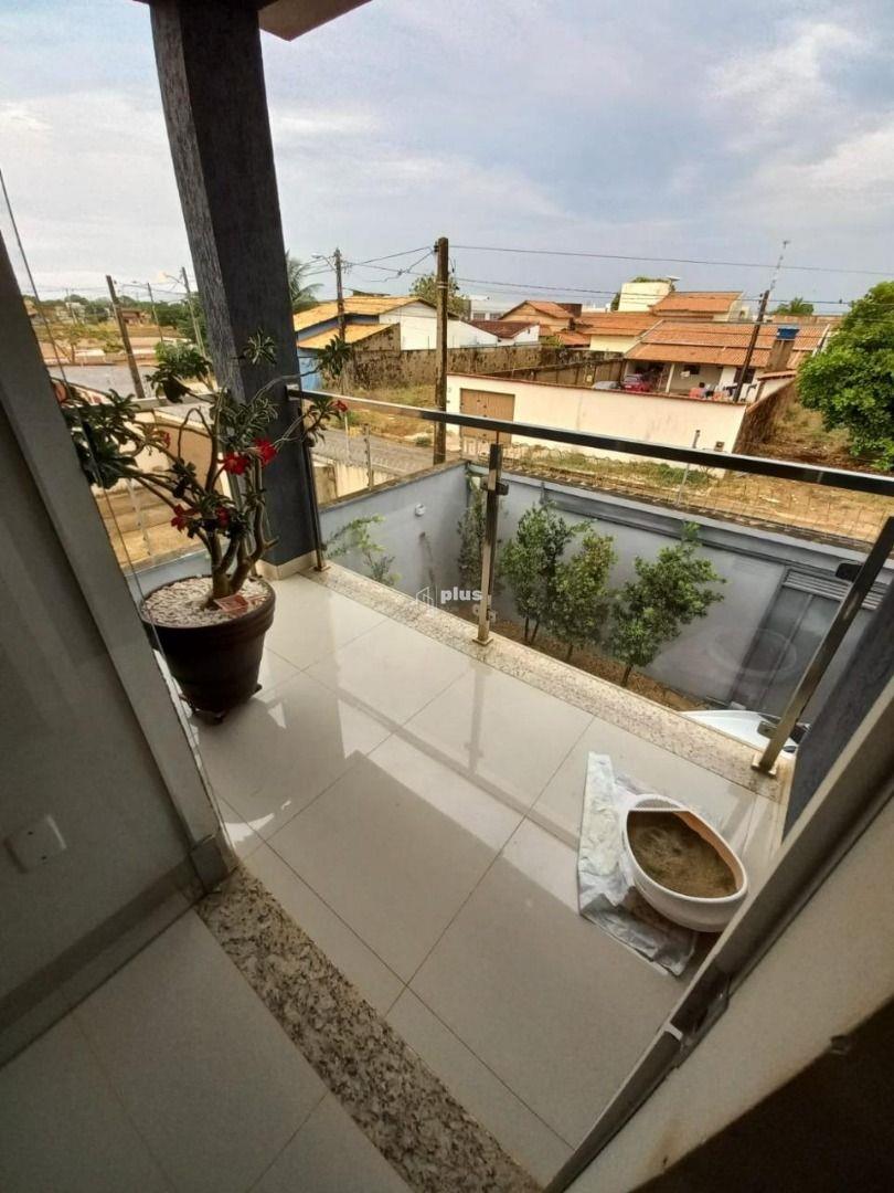 Sobrado à venda no Plano Diretor Sul: 