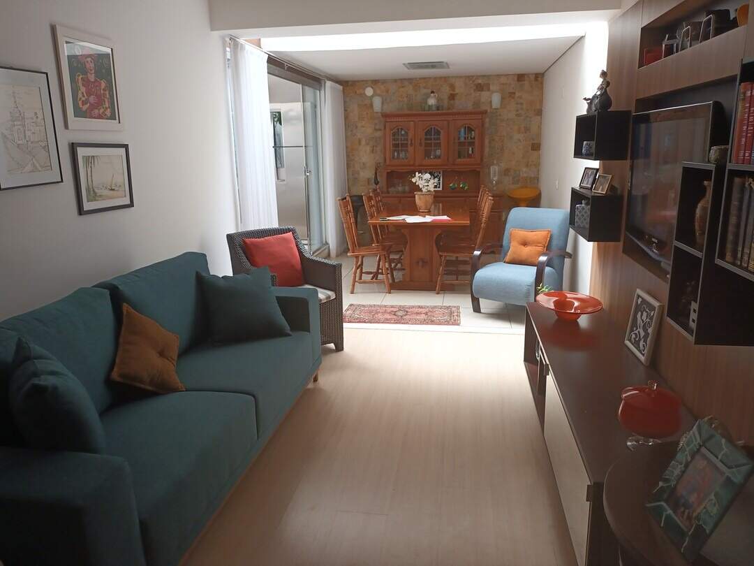 Apartamento à venda com 3 quartos, 125m² - Foto 1