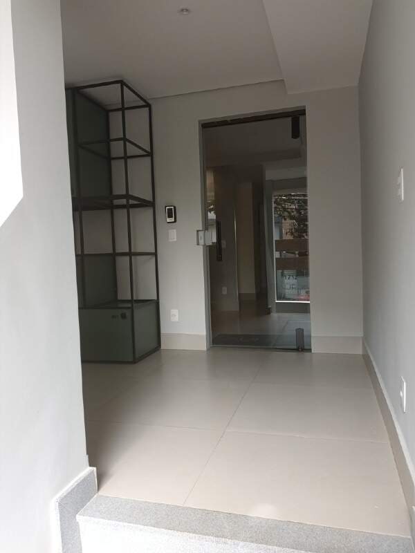 Apartamento à venda com 2 quartos, 77m² - Foto 9