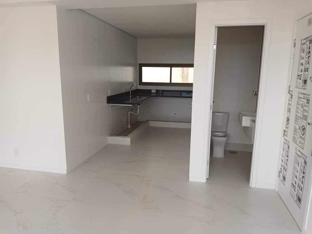 Apartamento à venda com 2 quartos, 77m² - Foto 6