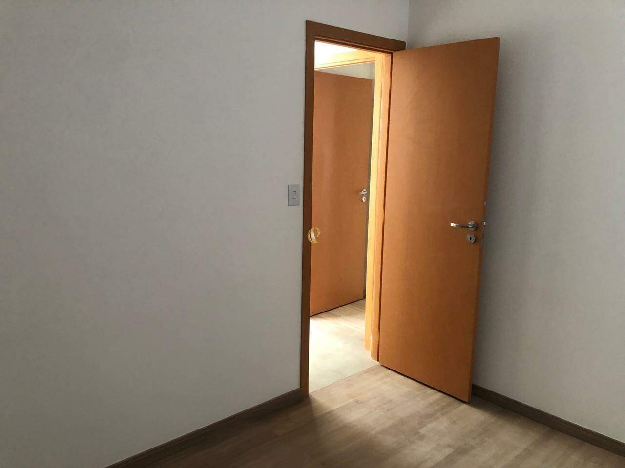 Apartamento à venda com 2 quartos, 62m² - Foto 13