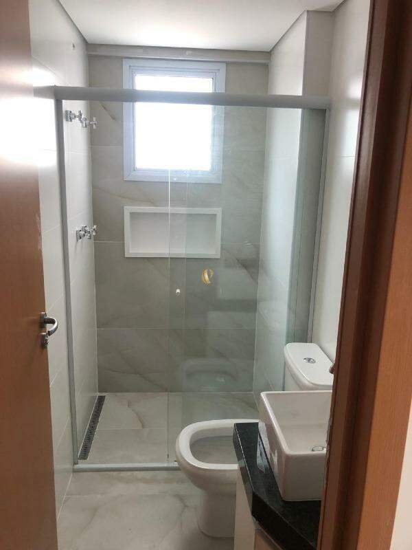 Apartamento à venda com 2 quartos, 61m² - Foto 12