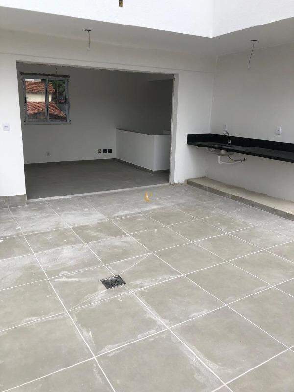 Cobertura à venda com 2 quartos, 98m² - Foto 13