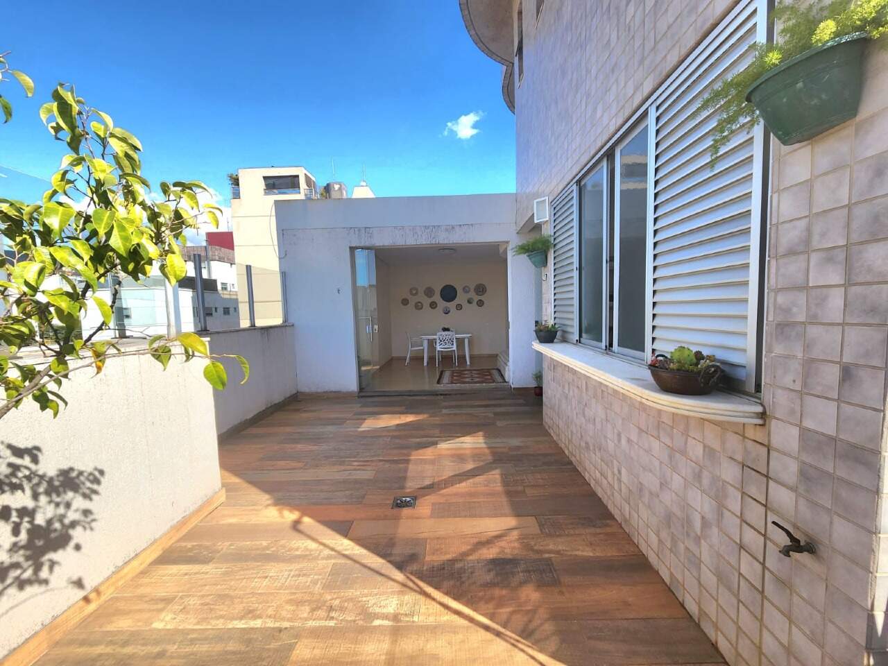 Cobertura à venda com 3 quartos, 250m² - Foto 18