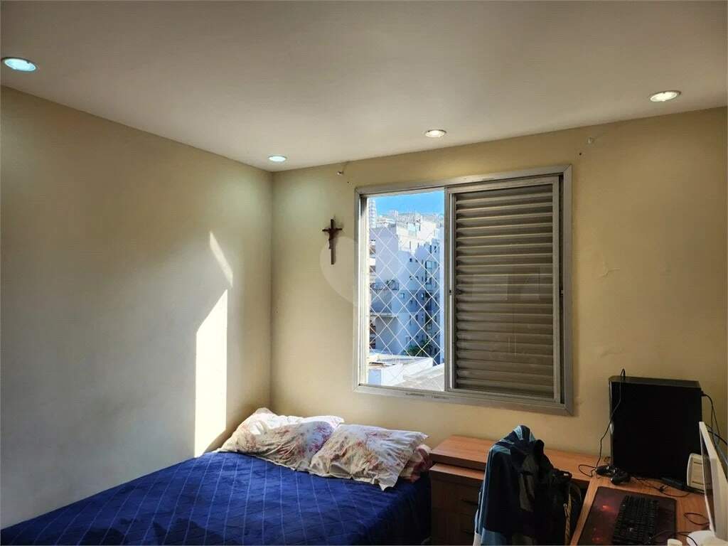 Apartamento à venda com 4 quartos, 137m² - Foto 7