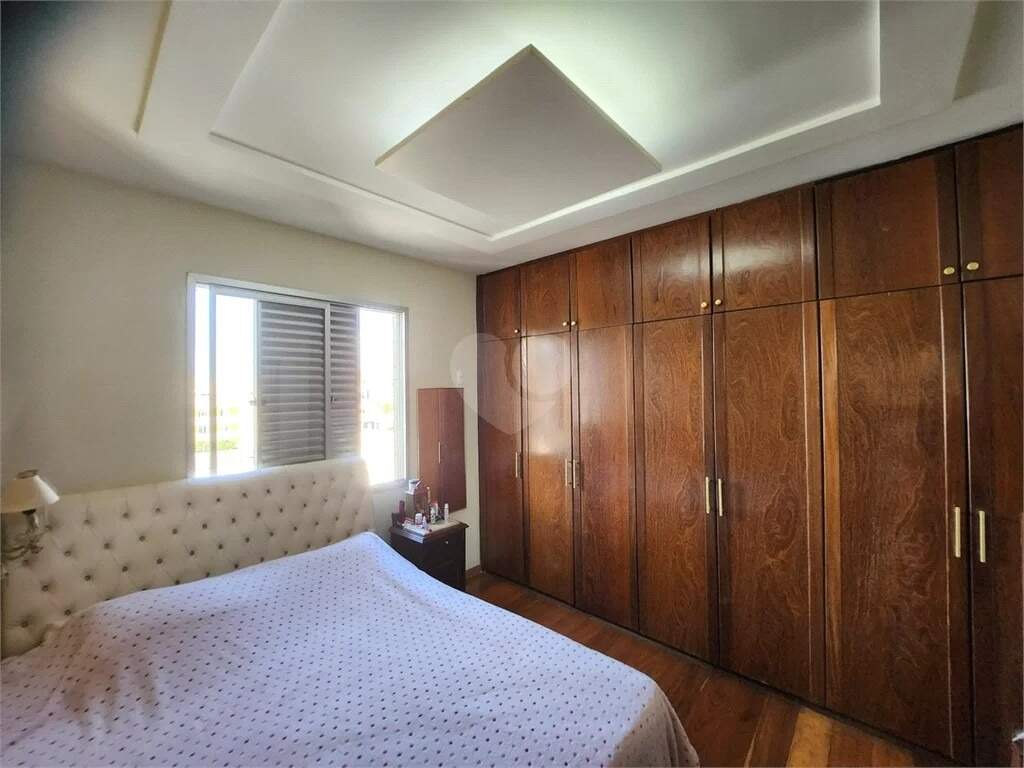 Apartamento à venda com 4 quartos, 137m² - Foto 10