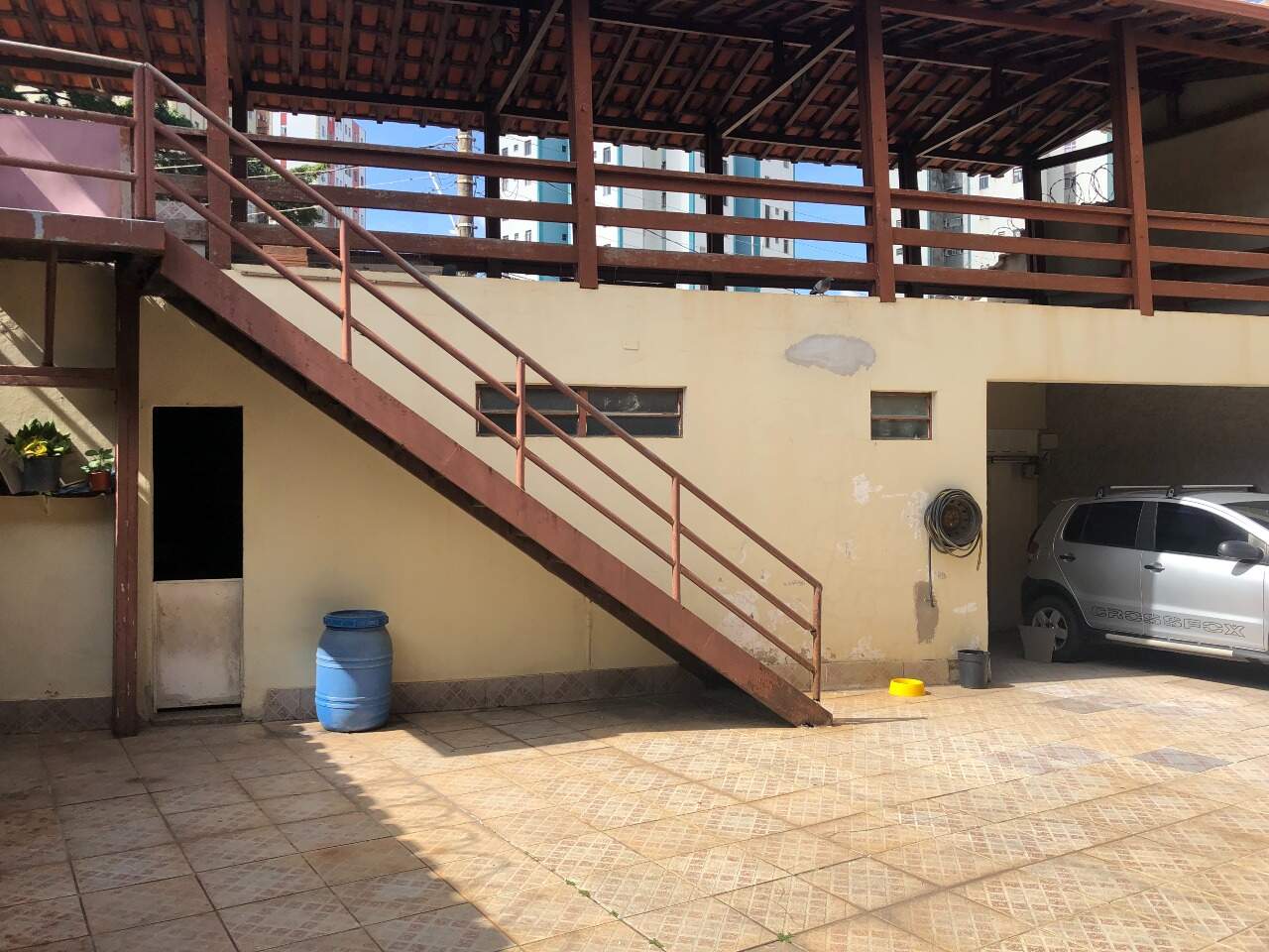 Casa à venda com 3 quartos, 288m² - Foto 6