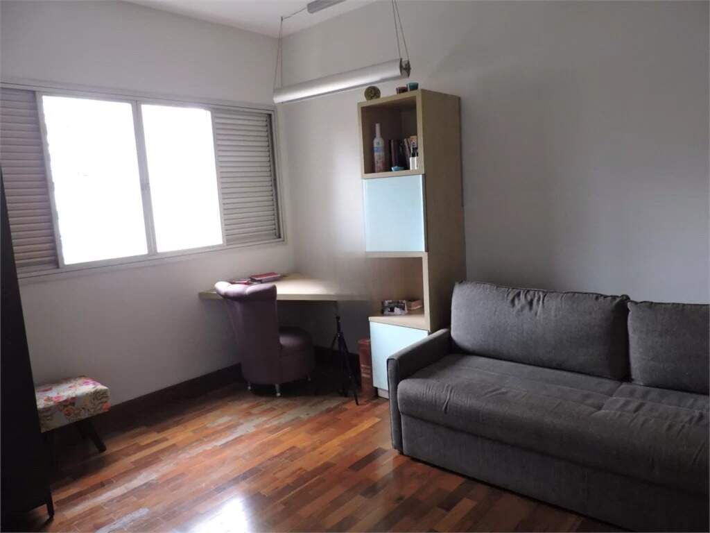 Apartamento à venda com 4 quartos, 208m² - Foto 13