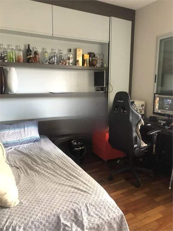 Apartamento à venda com 4 quartos, 208m² - Foto 7