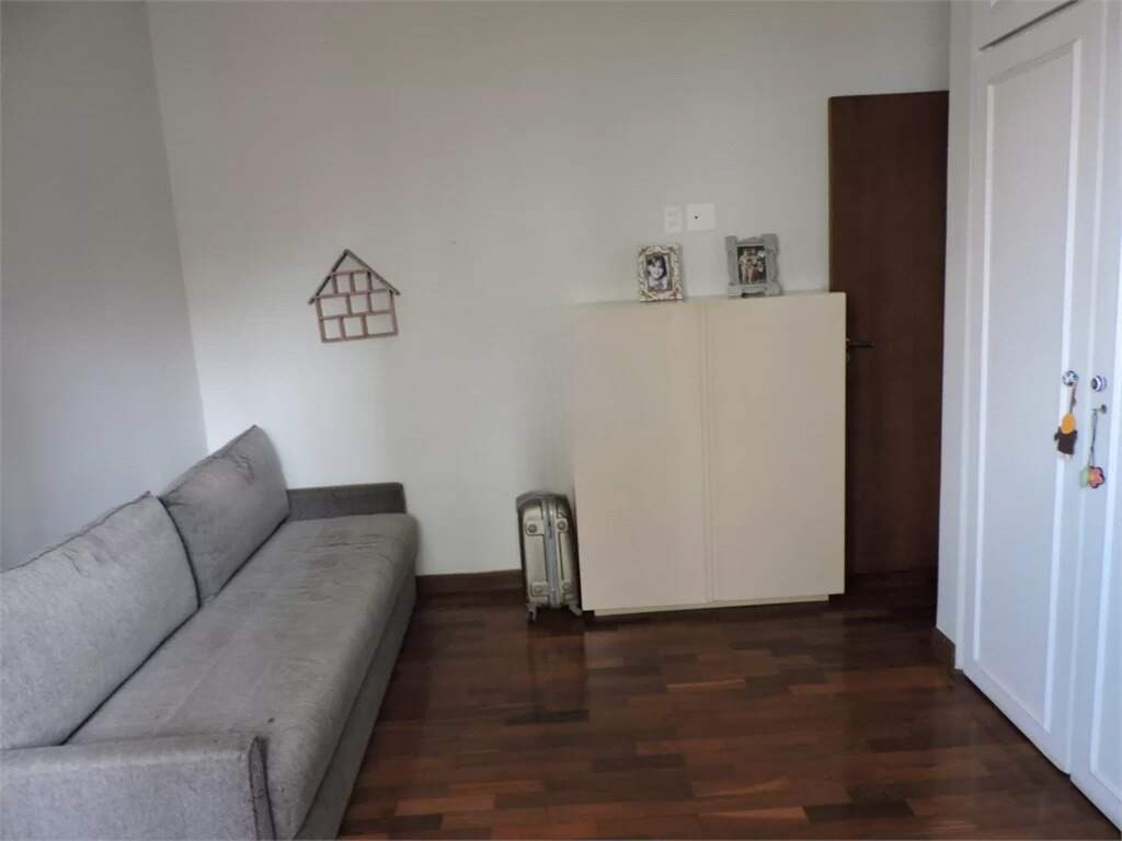 Apartamento à venda com 4 quartos, 208m² - Foto 12