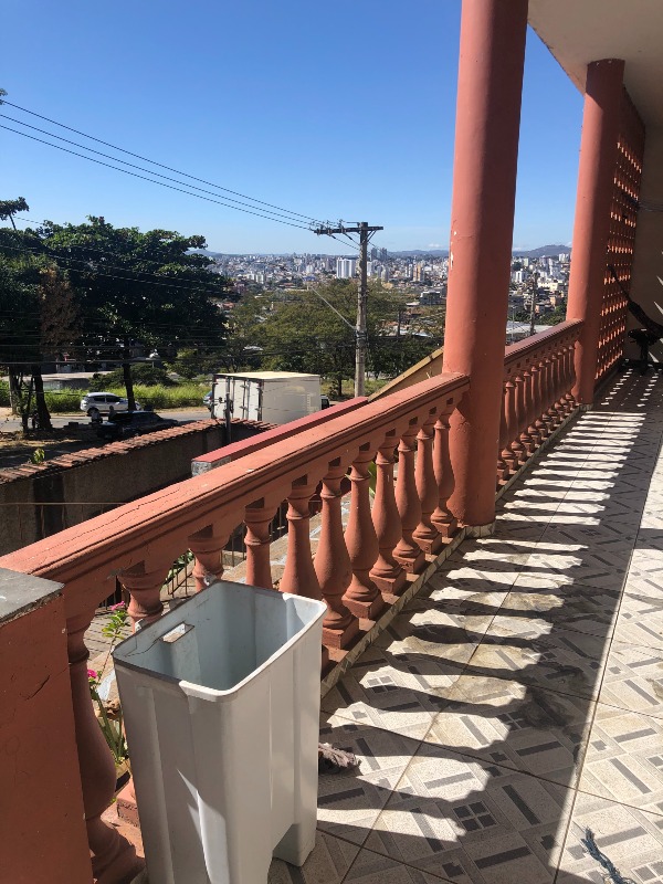 Casa, 3 quartos, 275 m² - Foto 1