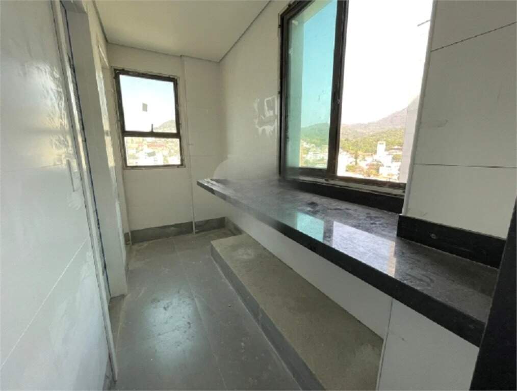 Apartamento à venda com 4 quartos, 140m² - Foto 6